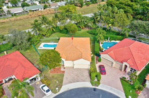 1426 Magliano Dr, Boynton Beach FL 33436-1109 exterior