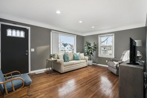 1036 Cricklewood St, Wyoming MI  49509-2843 exterior