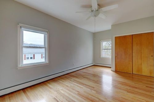 100 Beaufort St, Providence RI  02908-4435 exterior