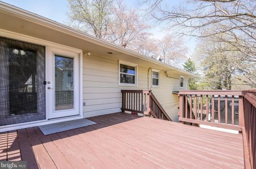 8001 Kidd St, Alexandria VA 22309-1131 exterior