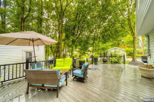 112 Hardenburgh Ave, Demarest NJ  07627-2152 exterior