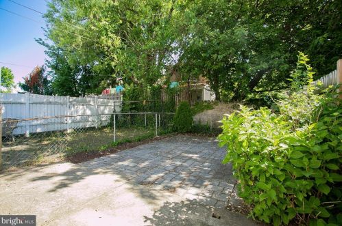 4435 Fleming St, Philadelphia PA 19128-4808 exterior