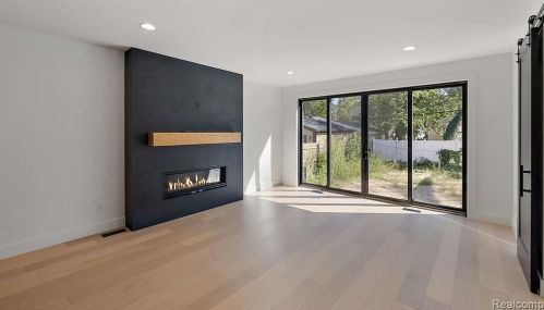 1852 Holland St, Bham MI 48009-6856 exterior