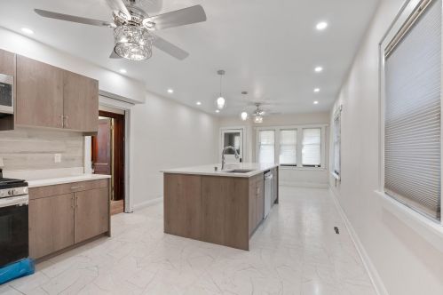 3907 14th St, Milwaukee WI  53206-2906 exterior