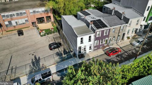 4751 Fowler St, Philadelphia PA 19128-4408 exterior