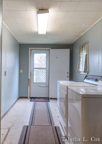 624 Slocum St, Sylvan Beach MI 49461-1213 exterior