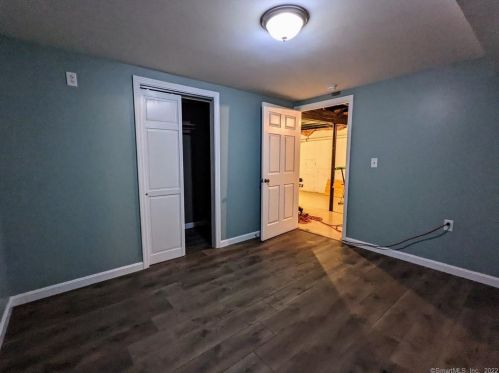 1889 Upper Maple St, Killingly CT 06241-1513 exterior