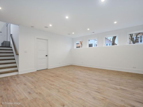 2129 Maplewood Ave, Chicago IL  60647-4148 exterior