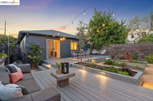 1256 Carrison St, Berkeley CA 94702-2410 exterior