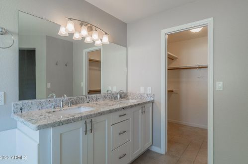 4198 Kent Dr, Chandler AZ 85224-3904 exterior