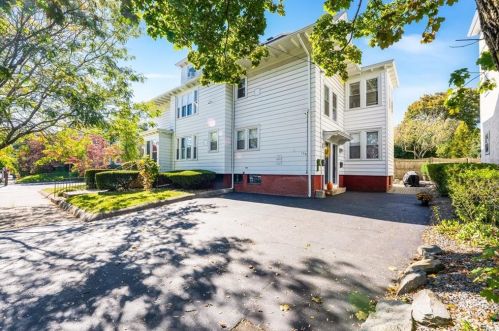 130 Elmgrove Ave, Providence, RI 02906-4231