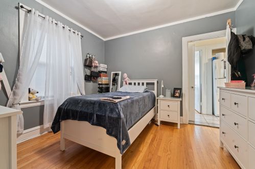 4429 Kildare Ave, Chicago IL 60630-1792 exterior