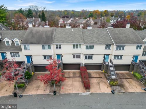 5 Exeter Ct, Princeton, NJ 08540-7000