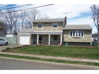 8 Joel Pl, Iselin NJ  08830-2128 exterior