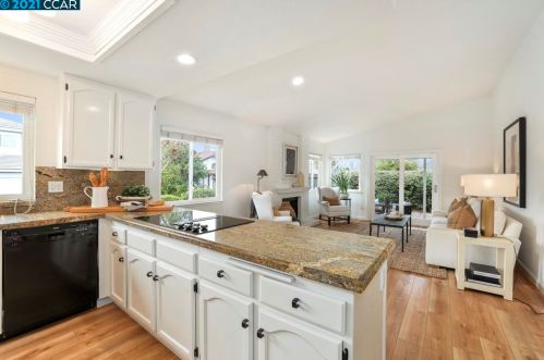 1806 Evalane Way, Concord CA 94519-2356 exterior