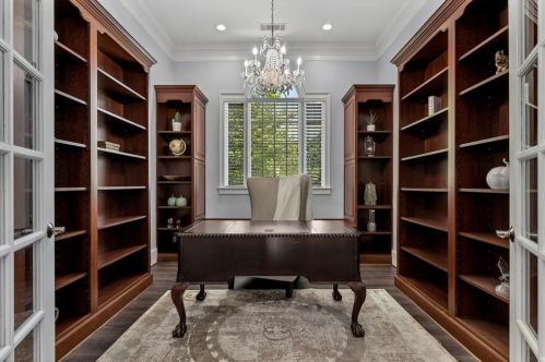 2132 Innsfail Dr, Lithonia GA  30078-2059 exterior