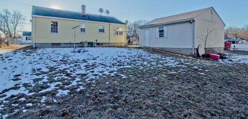 155 Canton Cir, Springfield MA 01104-1441 exterior