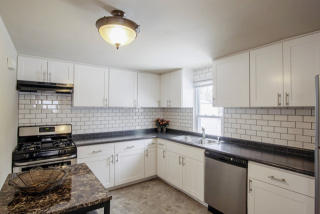 4738 Montrose Ave, Milwaukee WI  53219-2301 exterior