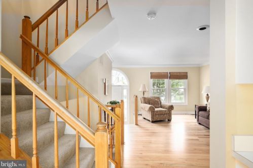 6133 Joust Ln, Alexandria VA 22315-4809 exterior