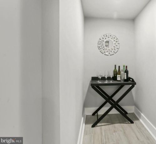 1502 Kearny St, Washington DC  20017-2958 exterior