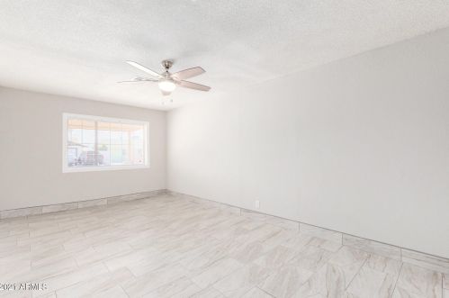 6110 Earll Dr, Phoenix AZ 85033-5841 exterior