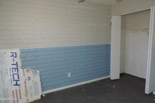 2308 Beverly Ln, Phoenix AZ 85032-3409 exterior