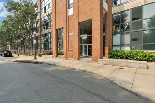 42 8th St, Boston MA 02127-2507 exterior