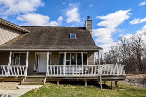 911 Thoenig Rd, Fredon, NJ 07860-4131