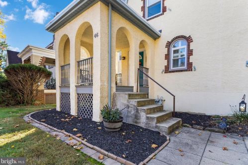 46 Wellington Rd, Ardmore, PA 19003-3215