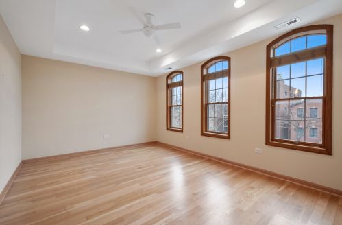 2712 Bryn Mawr Ave, Chicago IL 60659-4414 exterior