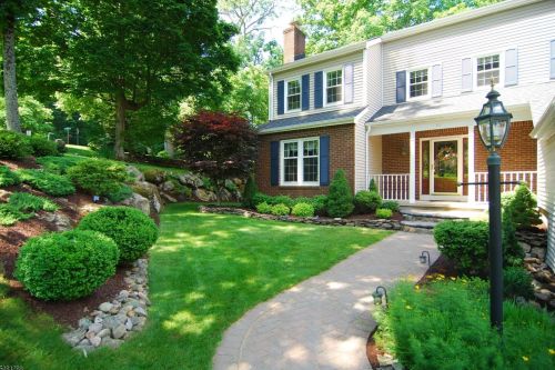 31 Sandpiper Dr, Hackettstown, NJ 07840-3037