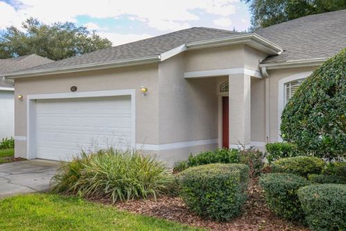 8517 Alexandra Arbor Ln, Tampa, FL 33637-6328