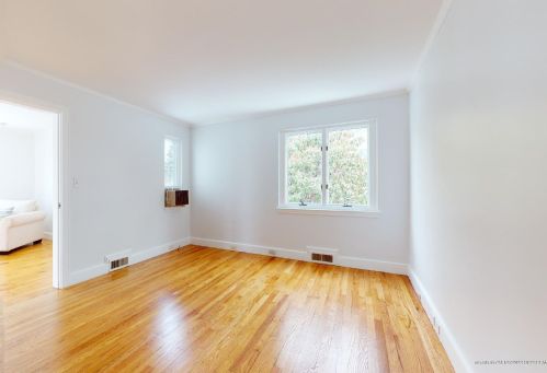 215 Deering Ave, Portland ME 04102-2837 exterior