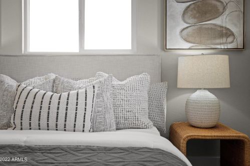 17819 42nd Pl, Phoenix AZ  85032-1716 exterior