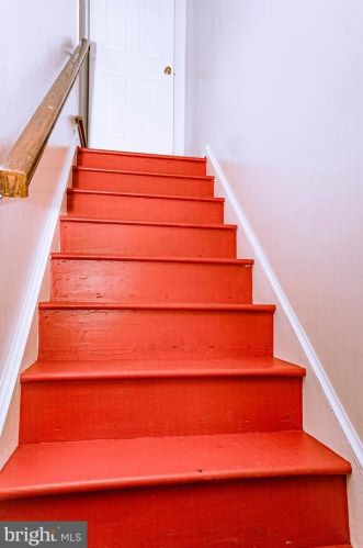 15301 Manor Village Ln, Rockville MD 20853-1820 exterior