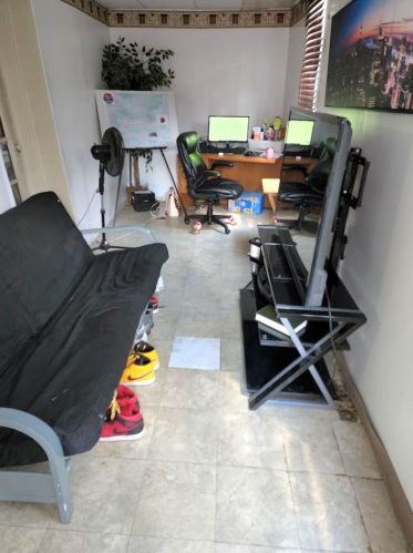 1917 12 Ave, Broadview IL 60153-1404 exterior