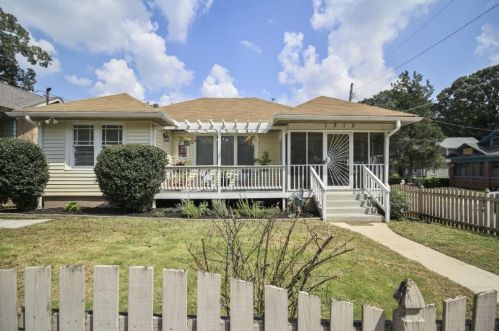 1315 Greenwich St, Atlanta, GA 30310-1210