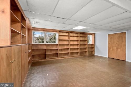 2115 Hanover St, Silver Spring MD 20910-2103 exterior