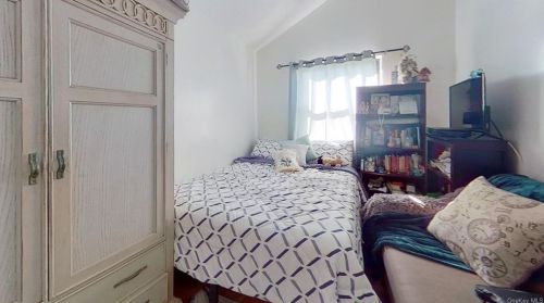 628 226 St, Bronx NY 10466-3967 exterior