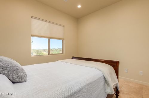 38421 19 Ave, Phoenix AZ 85009 exterior