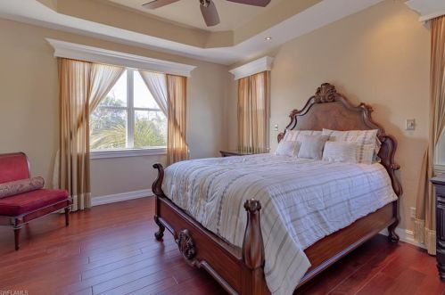 891 21 St, Naples FL 34117-4301 exterior