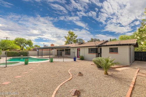 5441 7 St, Tucson AZ 85719-5410 exterior