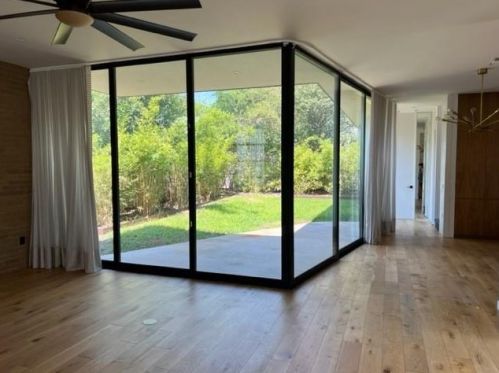 1602 3rd St, Austin TX  78702-4418 exterior