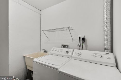 4341 Embassy Park Dr, Washington DC 20016-3607 exterior