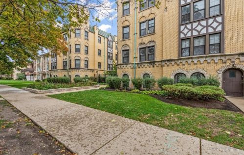 4211 Kedvale Ave, Chicago IL  60641-2220 exterior