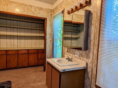 2010 Lincoln Rd, Allegan MI 49010-9441 exterior