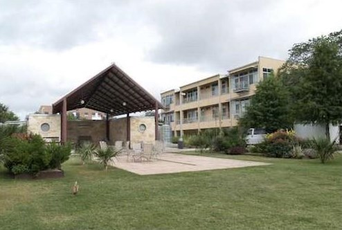 2401 6th St, Austin TX  exterior