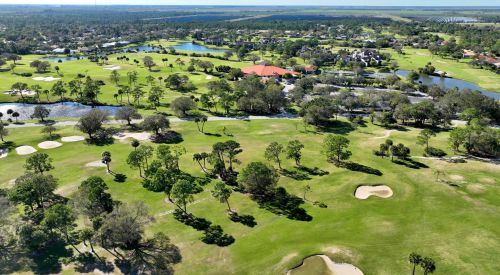 9460 Meadowood Dr, Fort Pierce FL 34951-2943 exterior