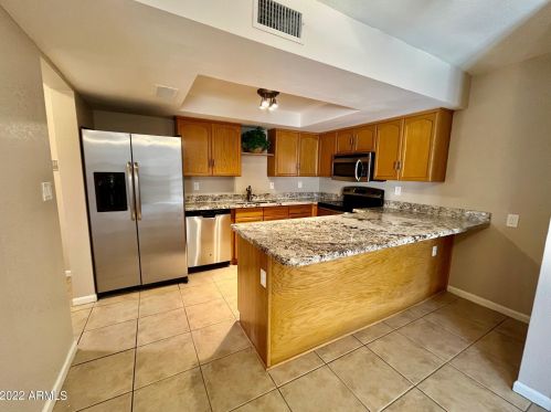 7757 19th Ln, Phoenix AZ  85021-6981 exterior