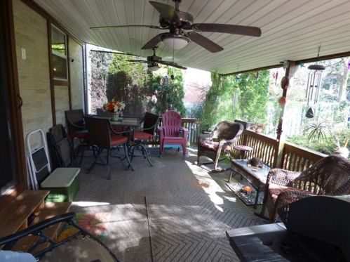 1650 Arnold St, Pittsburgh PA 15205-3503 exterior